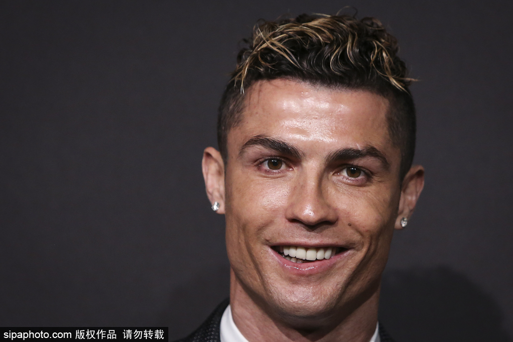 尤文图斯官方：加蒂右膝内侧半月板受伤，至少缺席1个月