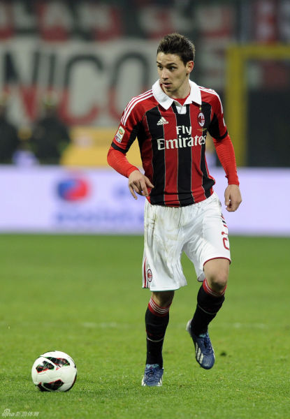 官方：法国名哨蒂尔潘将执法欧冠第6轮皇马vs曼城（官方消息：法国名哨蒂尔潘将执法欧冠第六轮皇马对阵曼城）