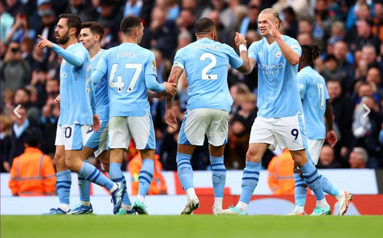 足坛狂欢一夜！欧冠7冠王3-2大逆转登顶意甲，红魔4-1大胜中资球队升第6（欧陆足坛沸腾！欧冠七冠豪门3-2逆转登顶意甲，红魔4-1痛击中资球队跃居第六）