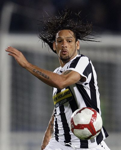 TA：恩德里克租借里昂需首发25场，否则里昂需赔偿皇马（TA：恩德里克外租里昂含25场首发条款，未达标里昂需向皇马赔偿）