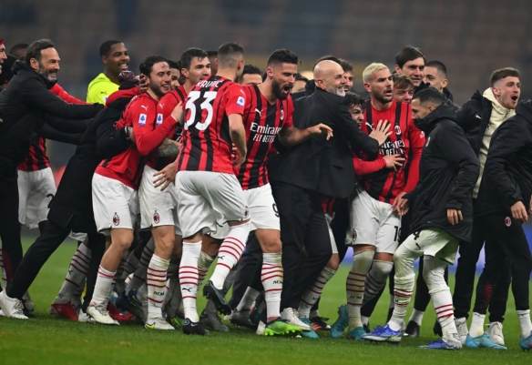 2次，阿劳霍是欧冠改制以来染红次数并列最多的巴萨球员（阿劳霍两次染红，追平欧冠改制后巴萨红牌最多纪录）