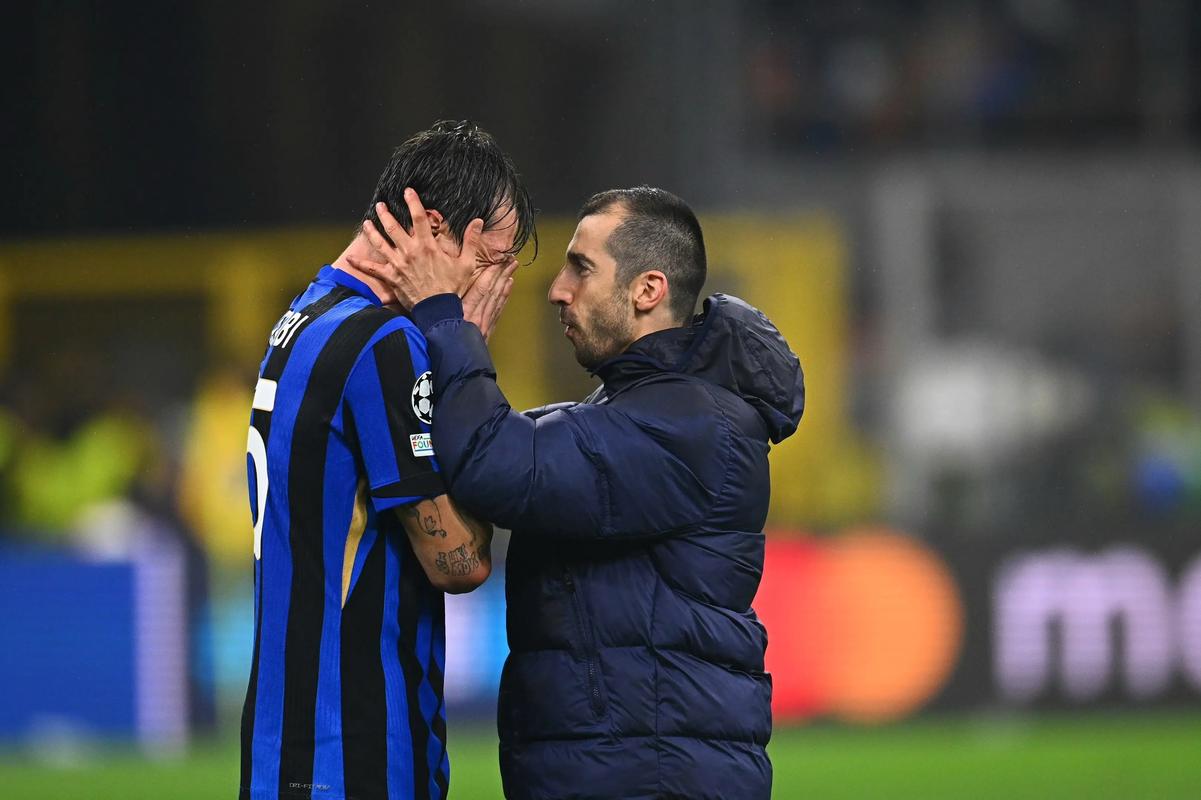 邓弗里斯：希望两到三周内复出，我们的球队就像一个大家庭