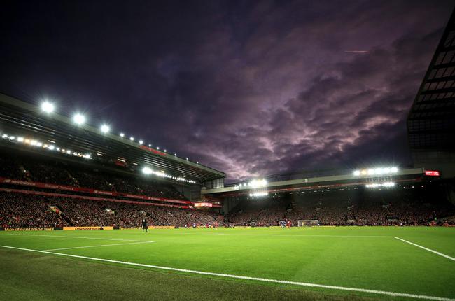 水晶宫已决定明夏出售沃顿，曼联进欧冠才有竞争力！经纪人揭秘计划（经纪人揭秘：水晶宫拟明夏出售沃顿，曼联需晋级欧冠方具竞争力）