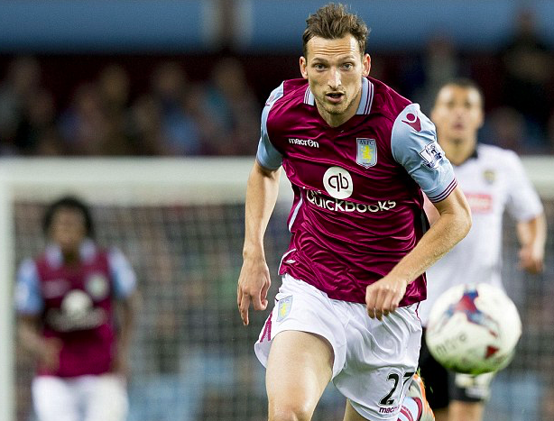 赛前梅州球迷晒多幅Tifo，致敬投资人魏晋平与梅州全体队员