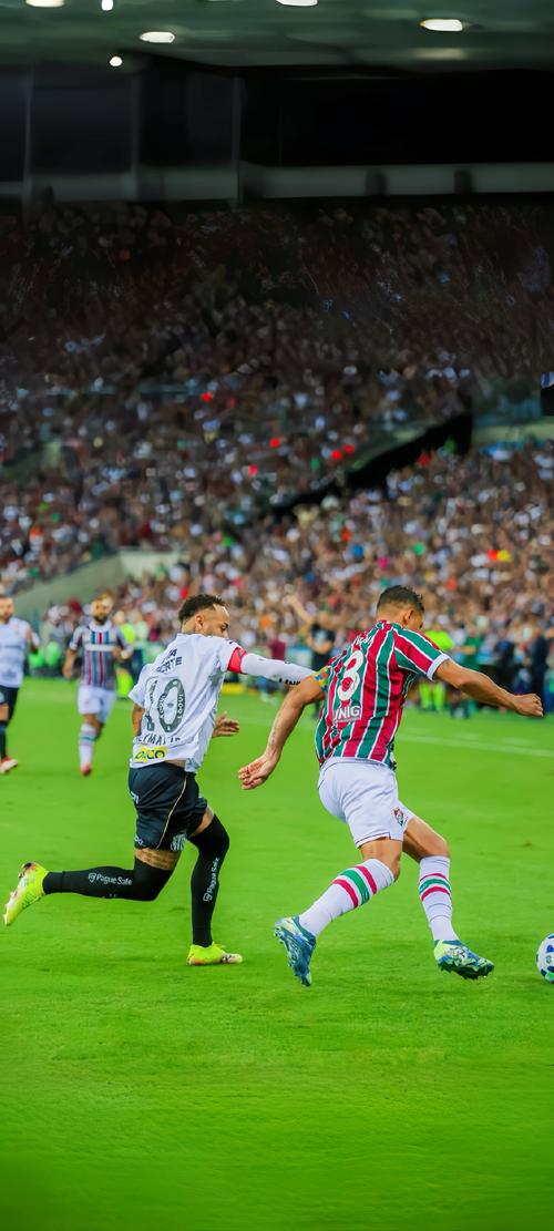 世体：欧足联批准巴萨重返诺坎普踢欧冠，首战对阵法兰克福（世体：欧足联同意巴萨回归诺坎普征战欧冠，首战迎战法兰克福）