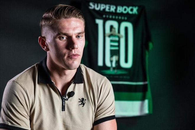 TA：曼联在英超比赛中控球率较低时，往往能取得更好的结果