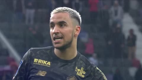 那不勒斯主场迎战尤文图斯，两队积分相近，那不勒斯伤兵满营，主场难胜尤文，可能战平。