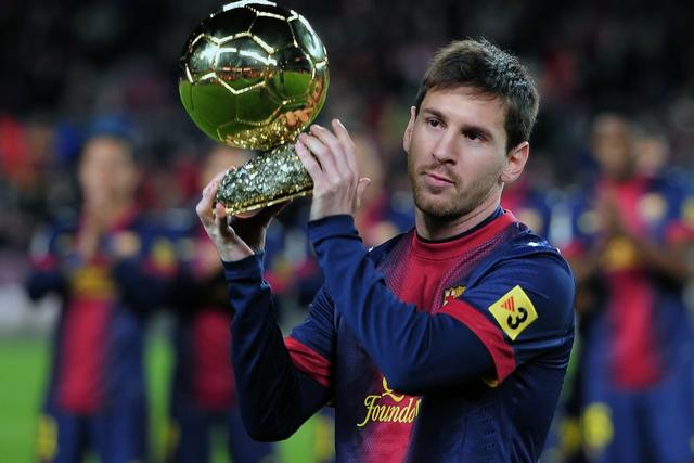 4次超越因扎吉，姆巴佩是欧冠客场戴帽次数最多的球员（姆巴佩4次欧冠客场戴帽，超越因扎吉成历史第一人）