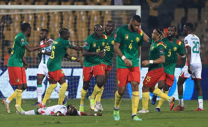 里昂小将刷新队史纪录